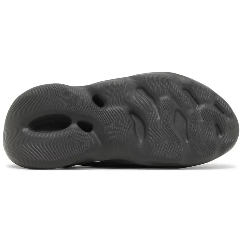 Adidas Yeezy Foam Runner Carbon (2023) – Kick It NZ