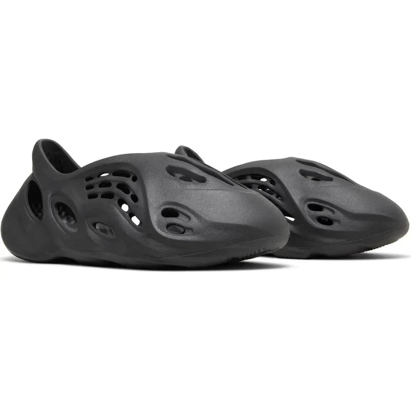 yeezy-foam-runner-onyx-im-your