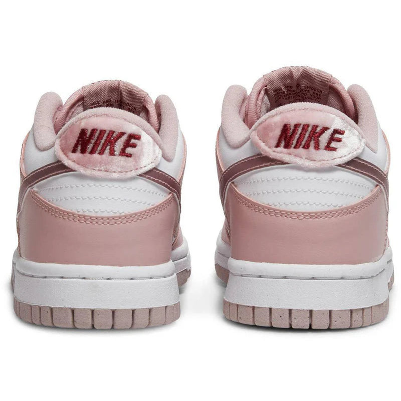 
                  
                    Nike Dunk Low Pink Velvet (GS)
                  
                