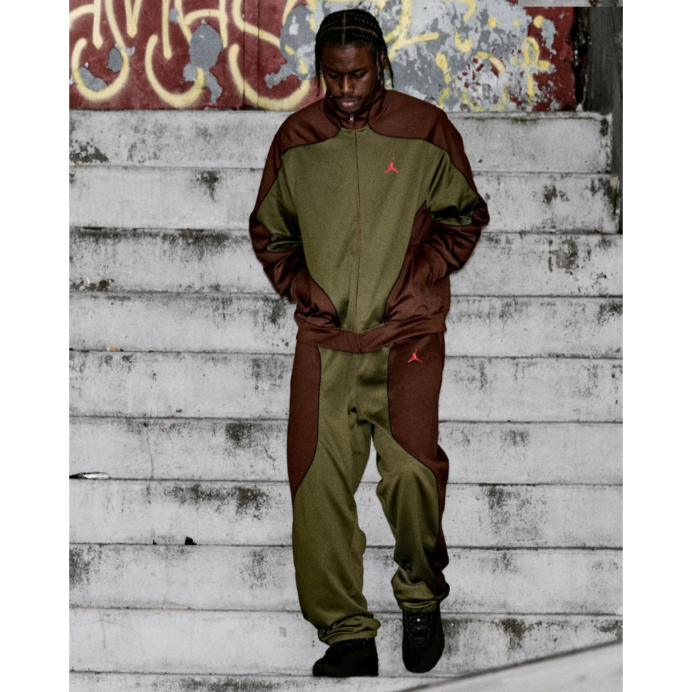 Supreme Jordan Tricot Track Jacket 黒　M Supreme Jordan Tricot Track Pant (FW24) - $178