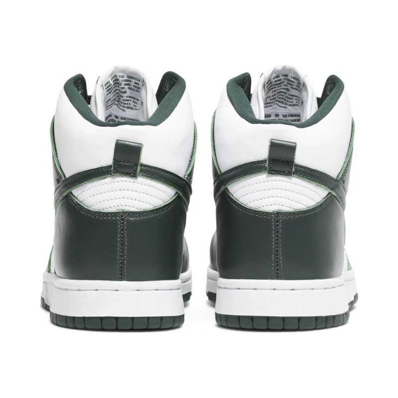 
                  
                    Nike Dunk High SP Spartan Green (2020)
                  
                